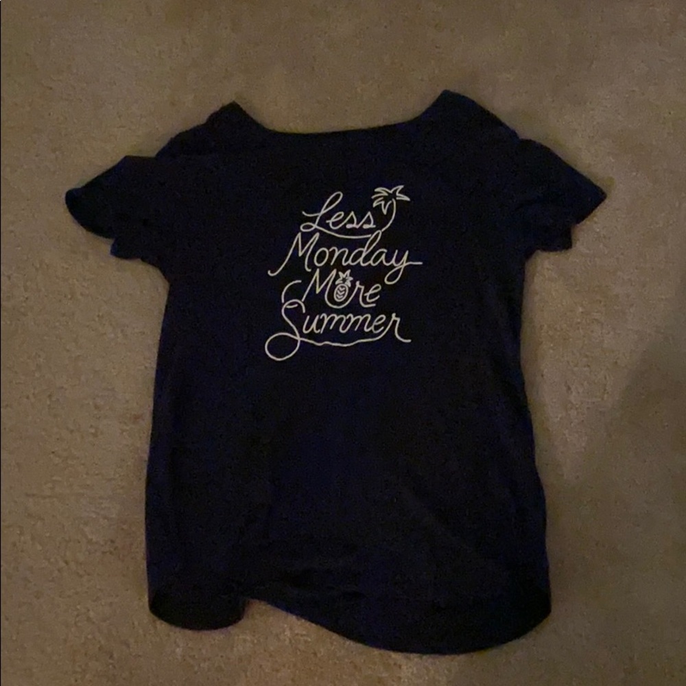 short sleeve shirt